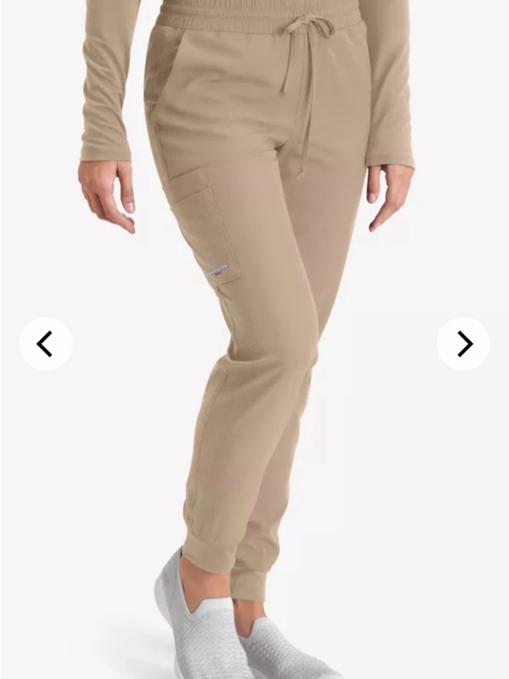 Skechers Women's scrub Jogger Pants in Khaki- like new